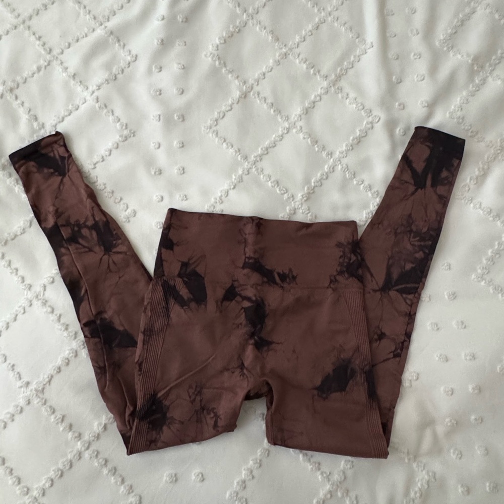 Stylish Brown Tie-Dye Leggings